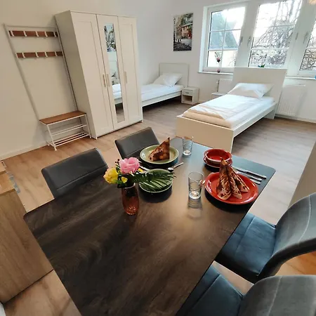 Acr-accommodations, Gaestezimmer, Monteurunterkuenfte Oehringen