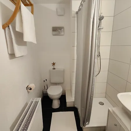 Acr-accommodations, Gaestezimmer, Monteurunterkuenfte Lägenhet *