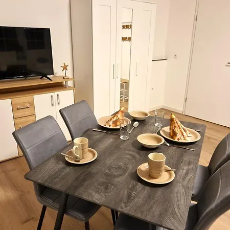 Acr-accommodations, Gaestezimmer, Monteurunterkuenfte Lägenhet Öhringen