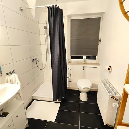 Acr-accommodations, Gaestezimmer, Monteurunterkuenfte Lägenhet *