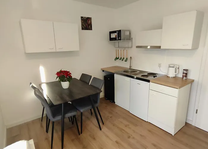 Apartament Acr-accommodations, Gaestezimmer, Monteurunterkuenfte Öhringen